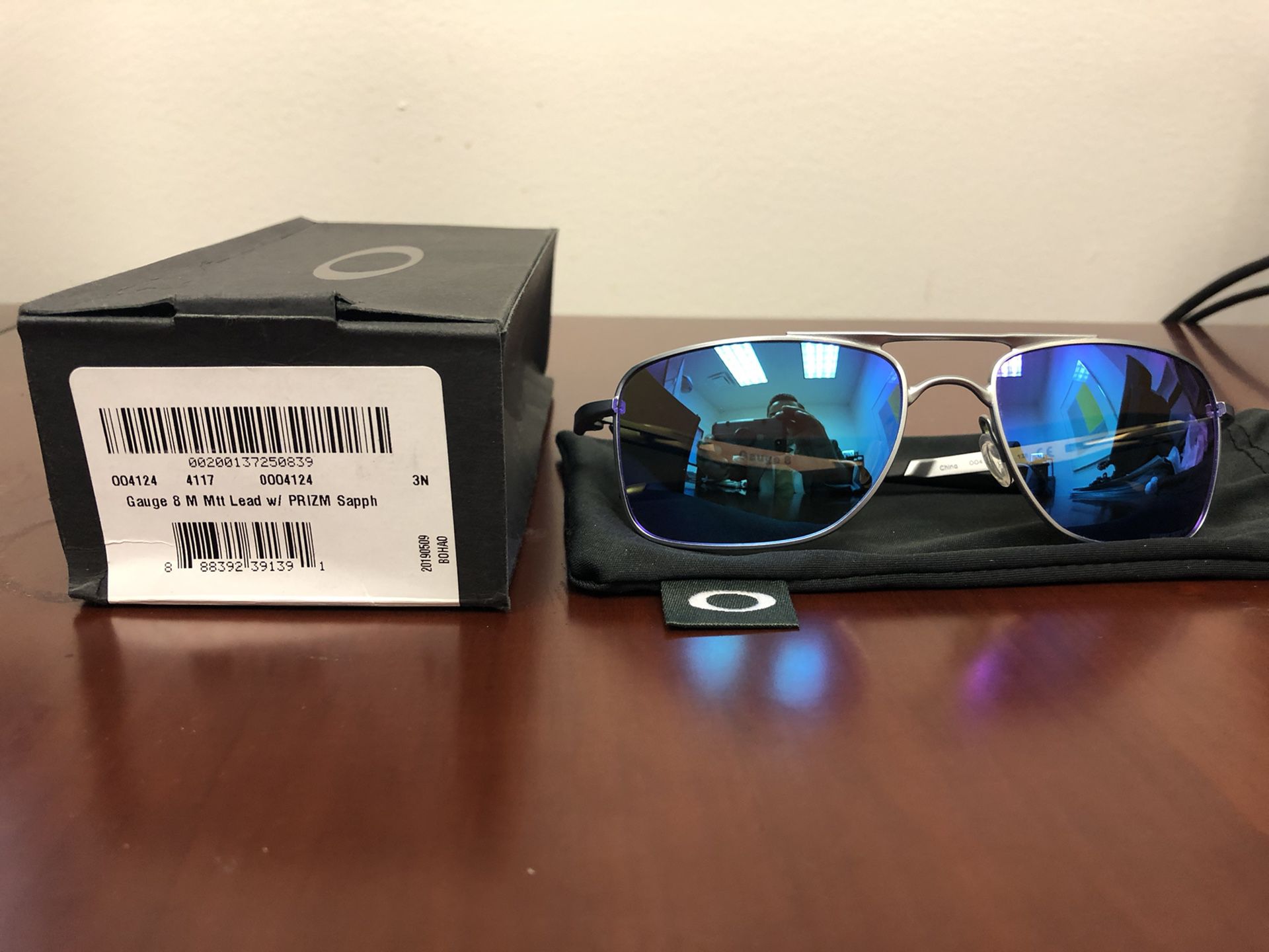 Mint condition- Oakley Gauge 8 Polarized sunglasses for Sale in Fort  Lauderdale, FL - OfferUp
