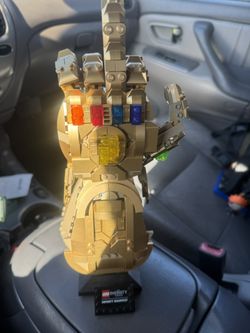 Infinity Gauntlet Lego 