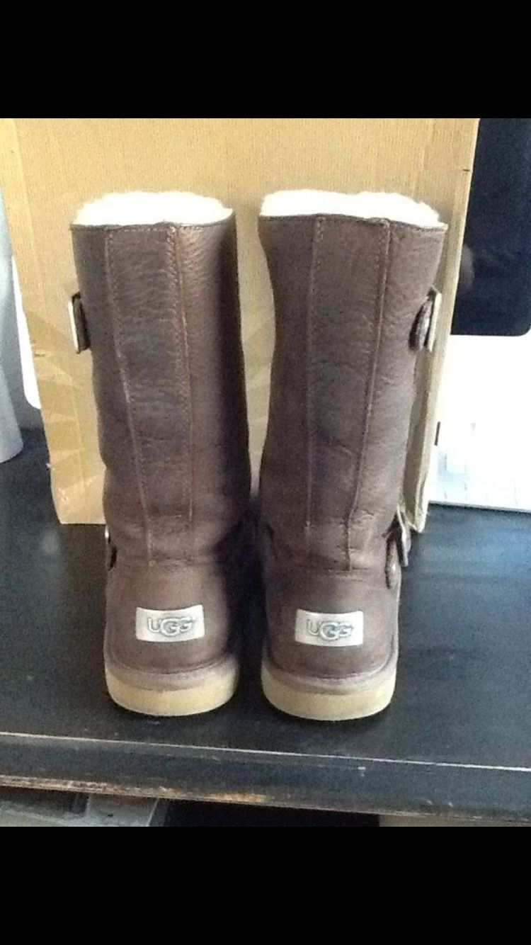 UGG Kensington Boots