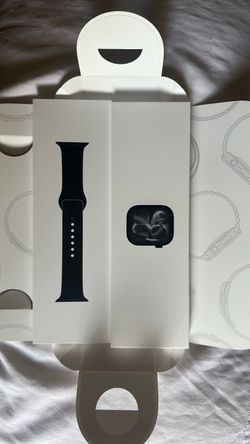 Apple Watch Series 11 42mm Jet Black GPS