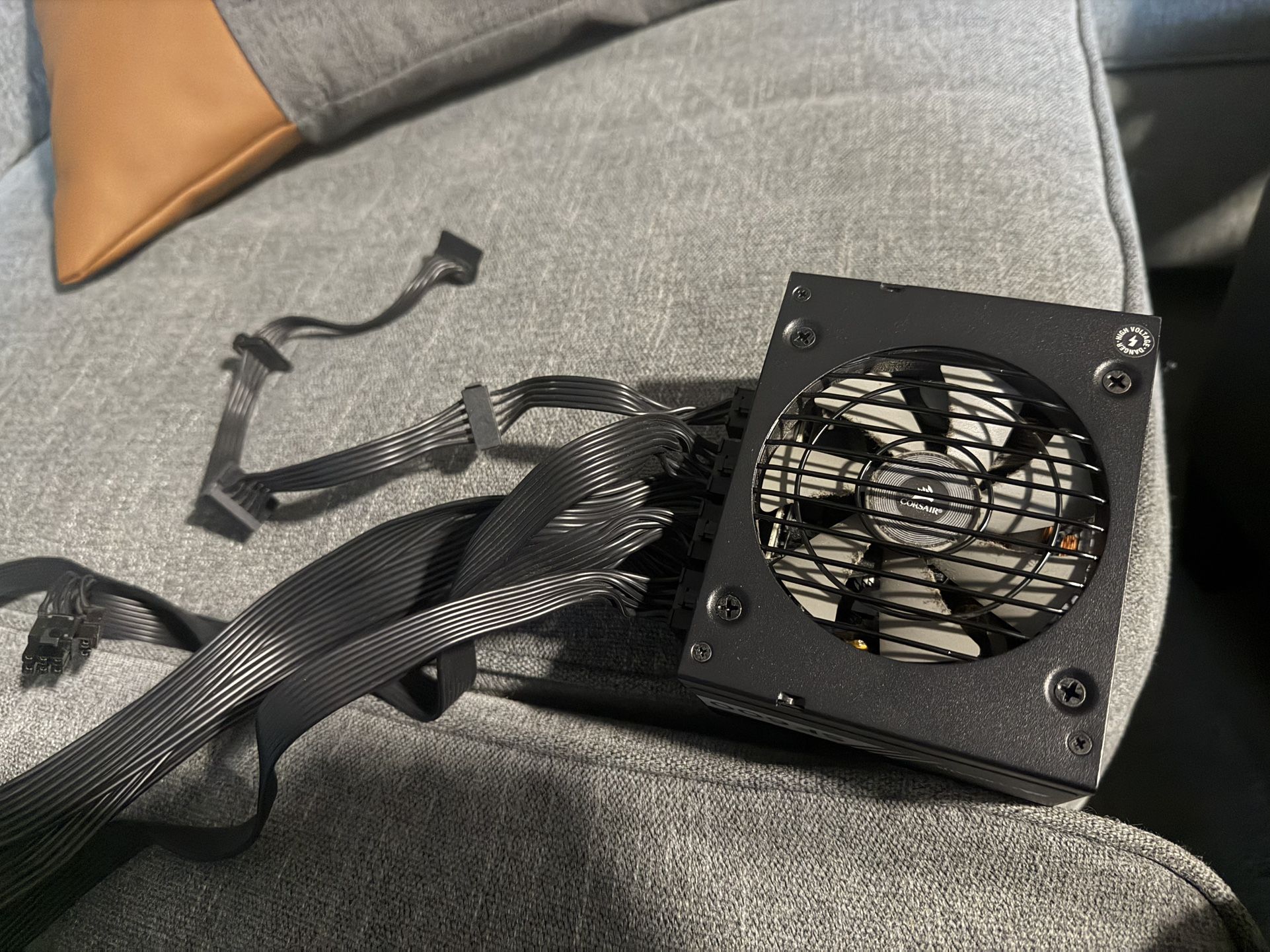 国内取り扱い店舗 Corsair SF600 -PLATINUM- 600W PC電源ユニット