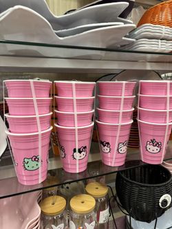 Hello Kitty Cups 
