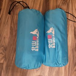 2 Inflatable Sleeping Pads