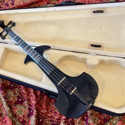 Cremona SV-180BKE Premier Student Electric Violin 4/4 Size Sparkling Black w/ Case