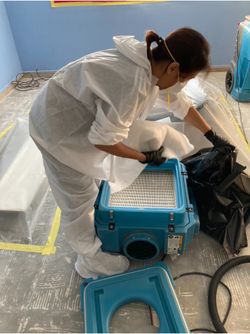 Mold Equipment 