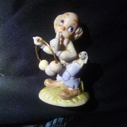 Porcelain Vintage Art