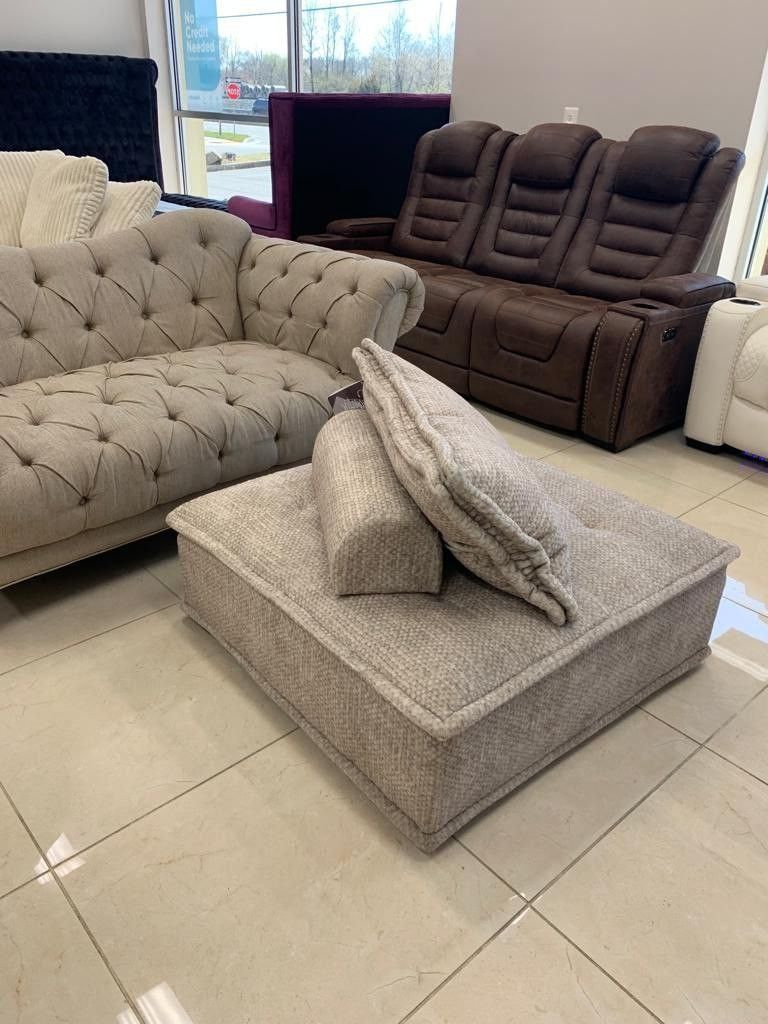 BALES TAUPE ACCENT CHAIR