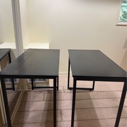 2 Desks 