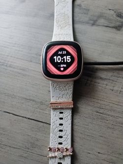 Fitbit Versa Smartwatch Rose Gold