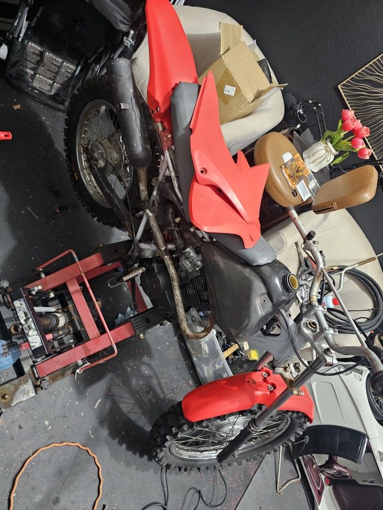 2001 Honda Xr100r