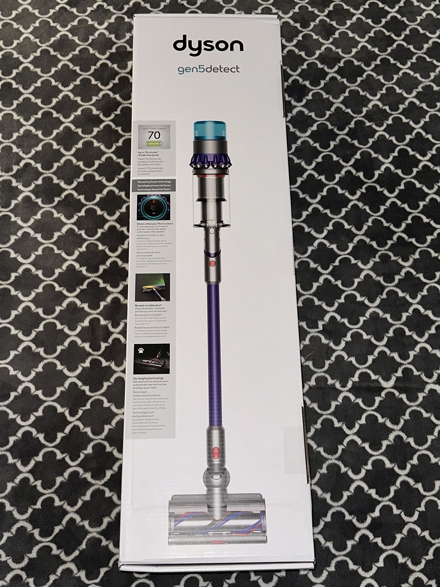 Dyson Gen5detect Cordless Vacuum with 7 accessories (Brand New)