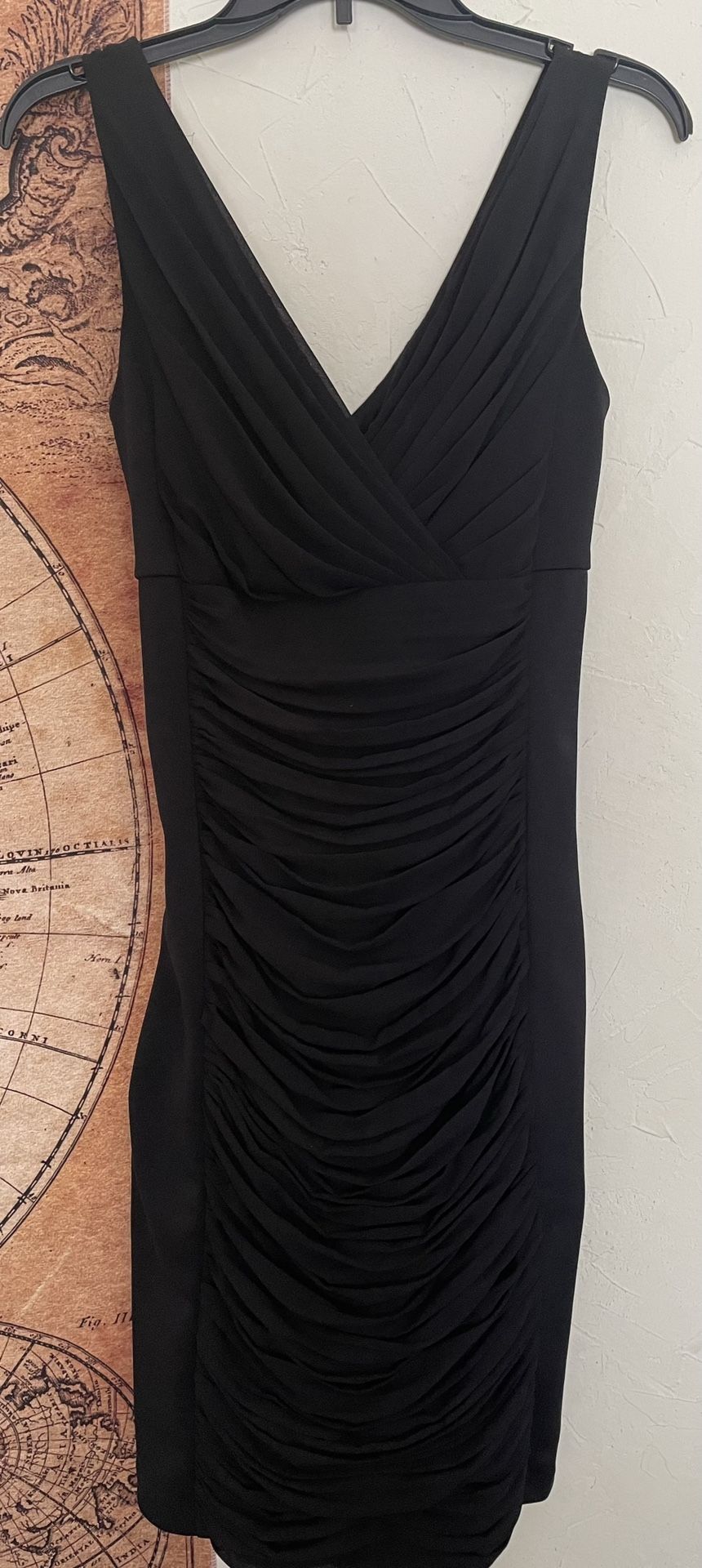 LBD From White House/ Black Market 