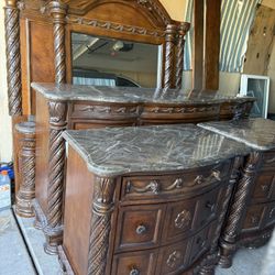 Ashley North Shore Queen Furniture Set