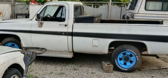 1982 GMC P2500