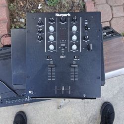 Numark  M2 Turn Table
