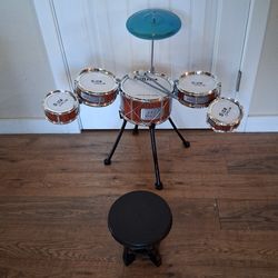 Kids, children's, childs , drum set ages 3 to 5