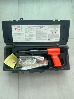 Remington 494 Powder-Actuated Fastening Tool w/ Case