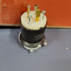 Hubell Twist Lock Cord Ends
