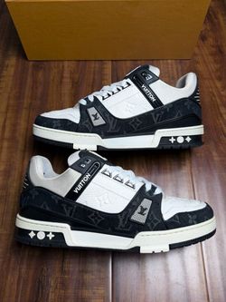 Size 11 LV Trainer Shoes NEW