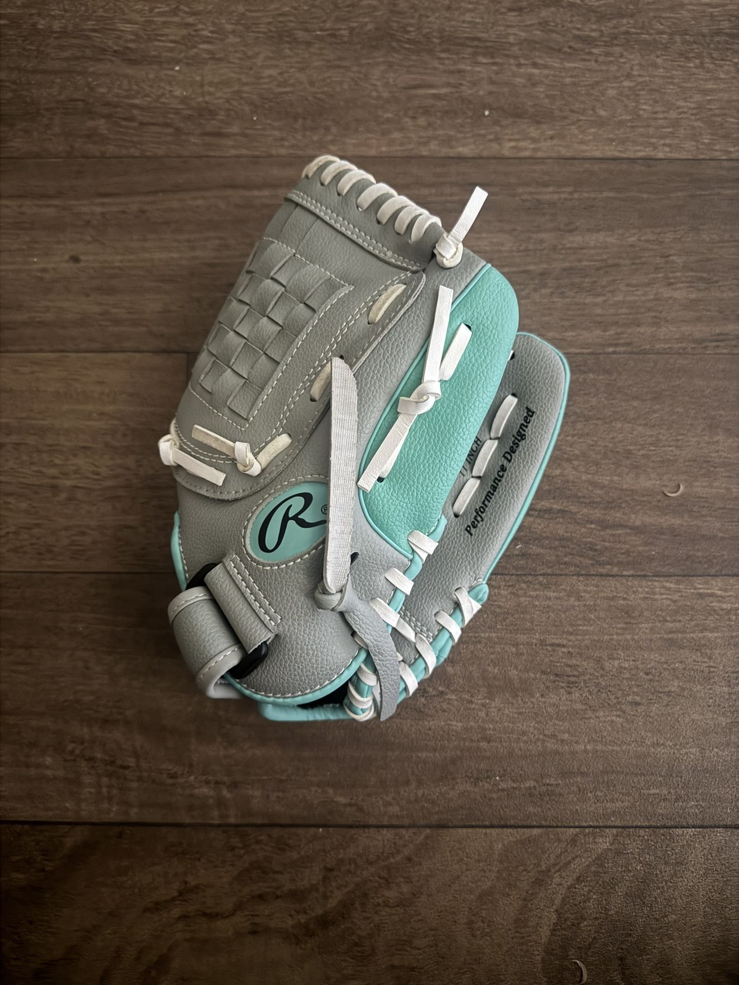 Glove