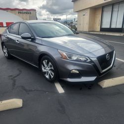2020 Nissan Altima
