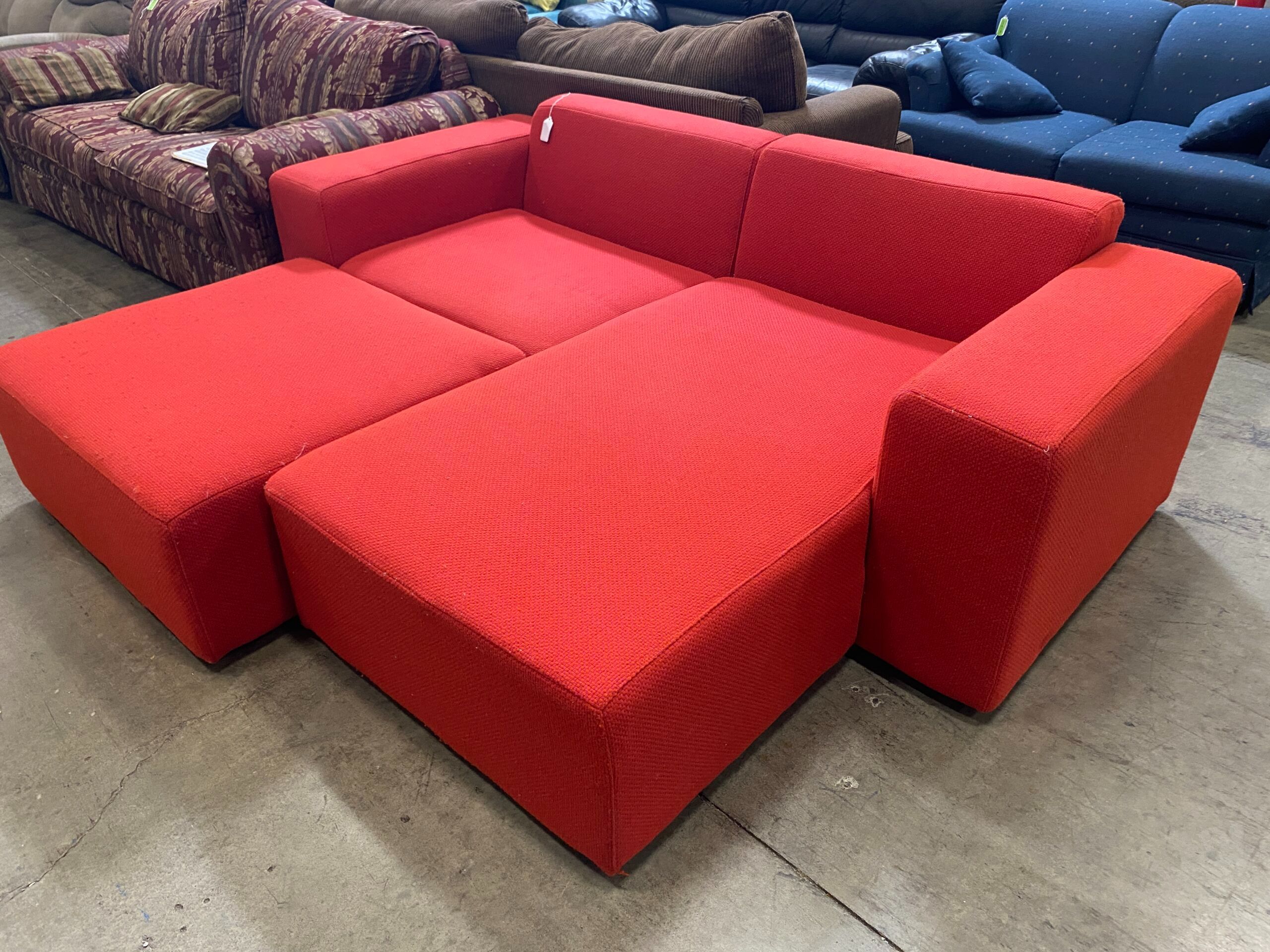 LA-Z-BOY Red Woven Modular Sectional
