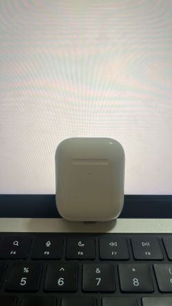 Apple AirPods 2nd Gen Genuine In-Ear Bluetooth Headset w/ Wireless Charging Case