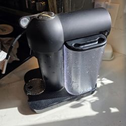 Nespresso Vetruo Machine