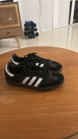 Adidas Sambas-Black