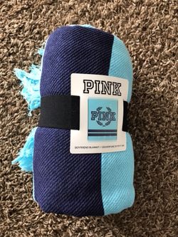 Vs pink festival picnic blanket