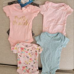 Baby Girl Onesies/Bodysuits | Gerber & Carter's Brands | Size Preemie
