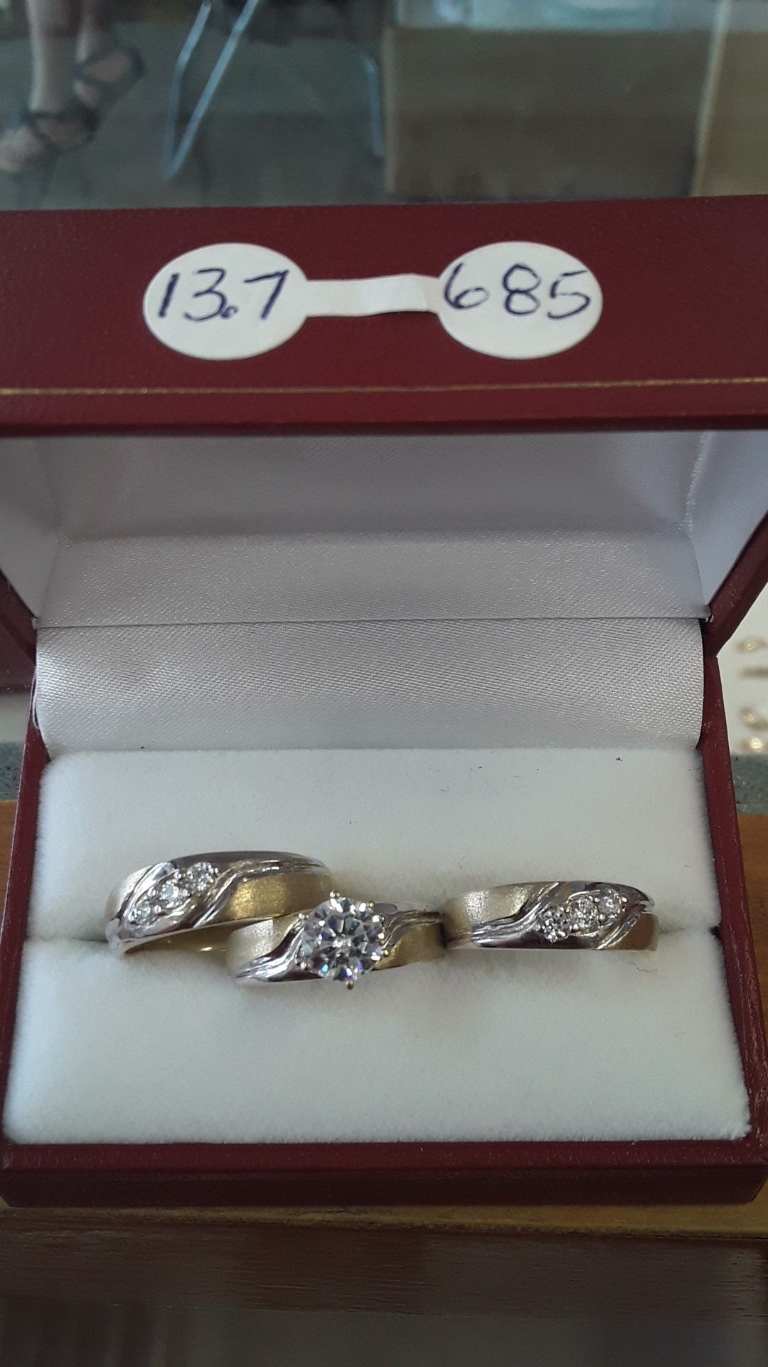 Wedding rings set