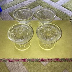 Set Of 4  Vintage Sandwich Glass Sherbets