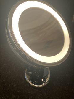 Light Up Makeup Mirror
