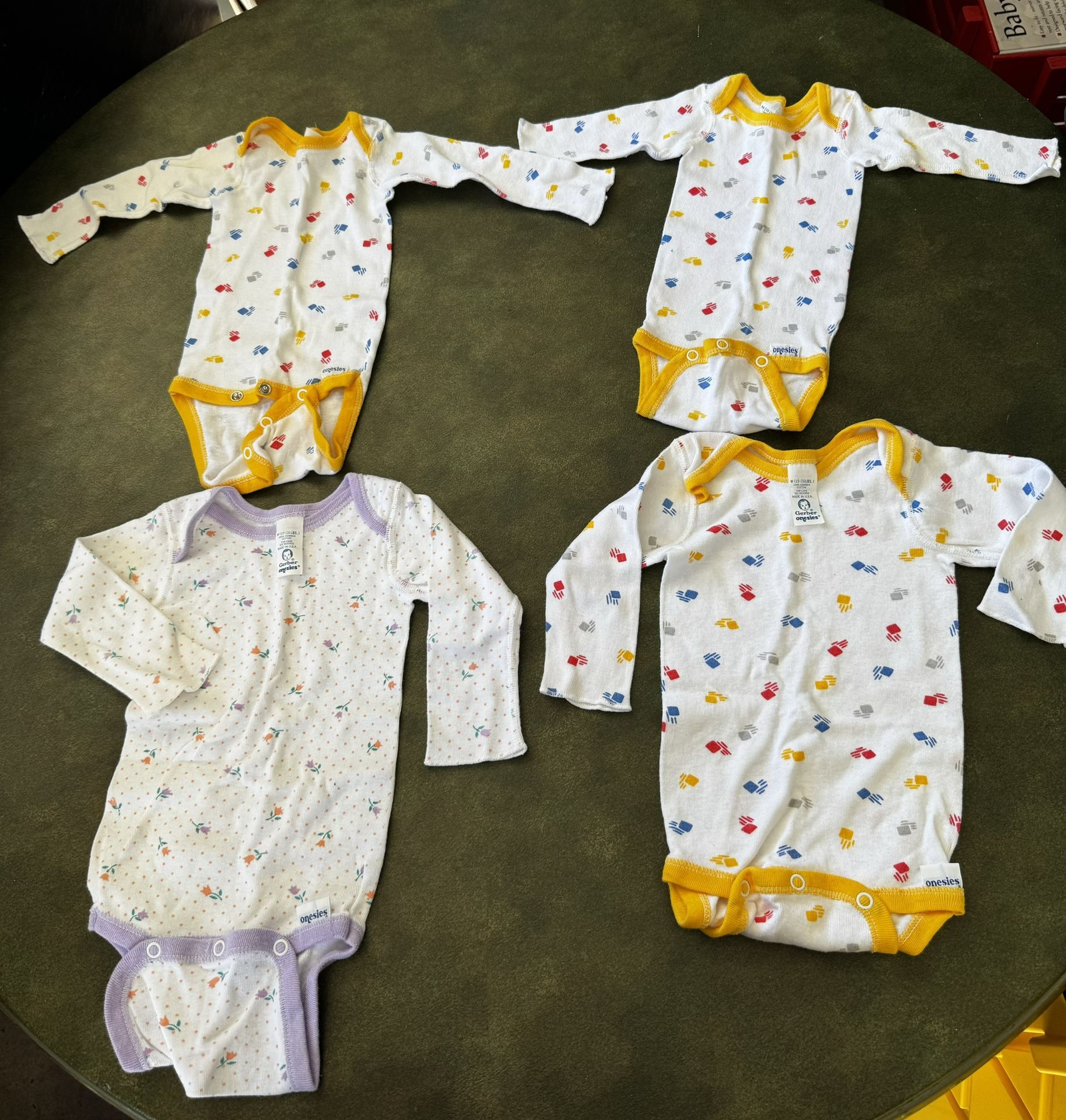New 4 Long-Sleeved Onesies: 1-NB (10-12 lbs); 1 Sm (13-18 lbs) & 2 Med (19-26 lbs)