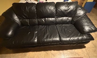 Black Leather Couch and Loveseat