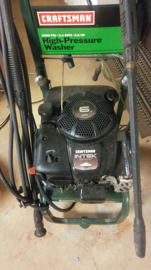 Craftsman 2400 PSI 6 HP High Pressure Washer with 2 wands and hoses. SOLD