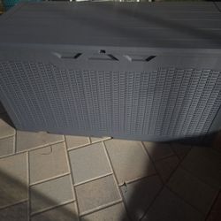 NEW 100 GALLON STORAGE HEAVY DUTY