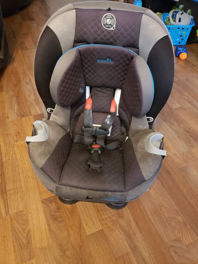 Free, unexpired car seat! * PENDING PICK UP *