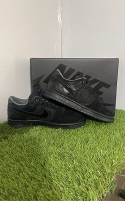 Ducks Of Feather Black University Size 8