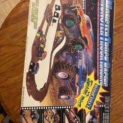 Bigfoot Vs Snake Bite Slot Car Set