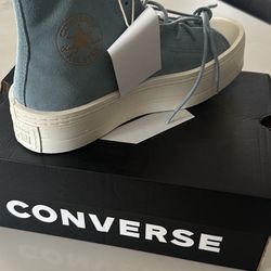 Converse. 8 1/2