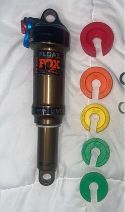 FOX Float DPS Factory EVOLRear Shock 210 x 55mm (somewhat functional) + EVOL Volume Spacer Kit