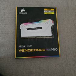 Corasair Vengeance DDR 4 ram White