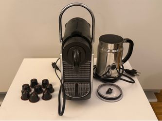 Nespresso Machine Original with a Frother and 8 Capsules
