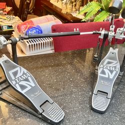 Tama   Drums double pedal