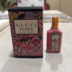 Gucci flora