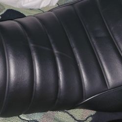 2022 Iron Sportster Seat $150 For Both 