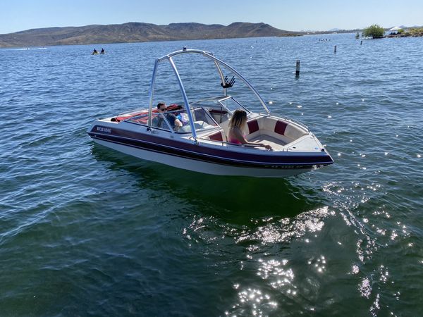 92’ four winns horizon 190 boat