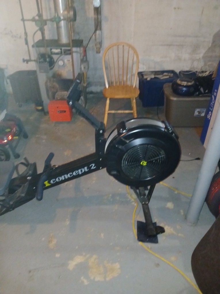 Concept 2 Rowing Machine 